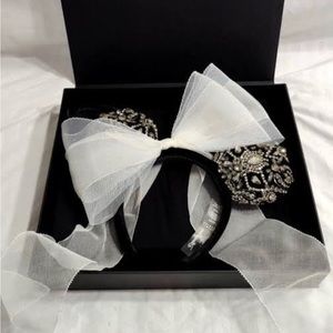 Brand New Minnie Mouse ears from designer collection by Vera Wang.
